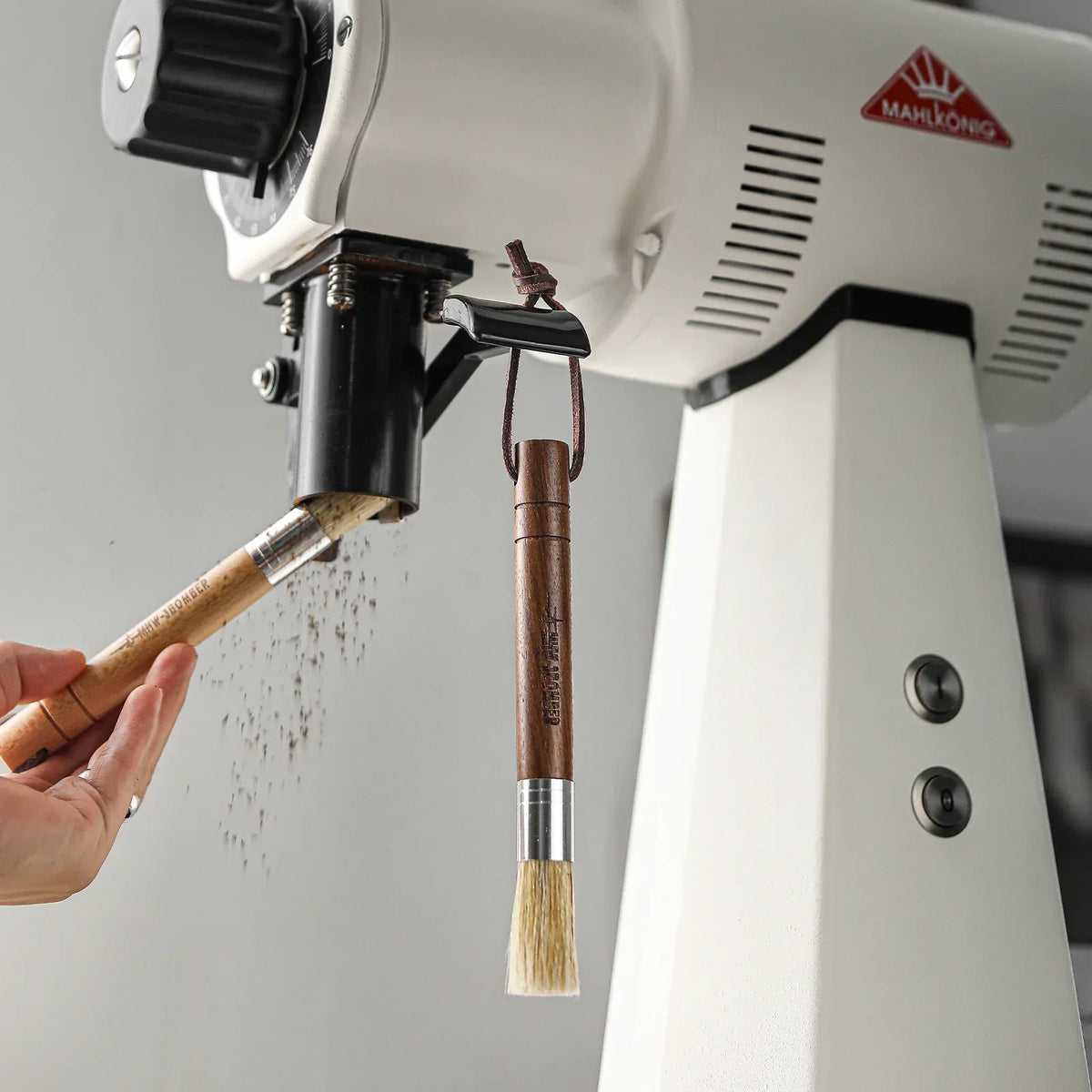 MHW-3BOMBER Coffee Cleaning Brush Main Concept Avenue