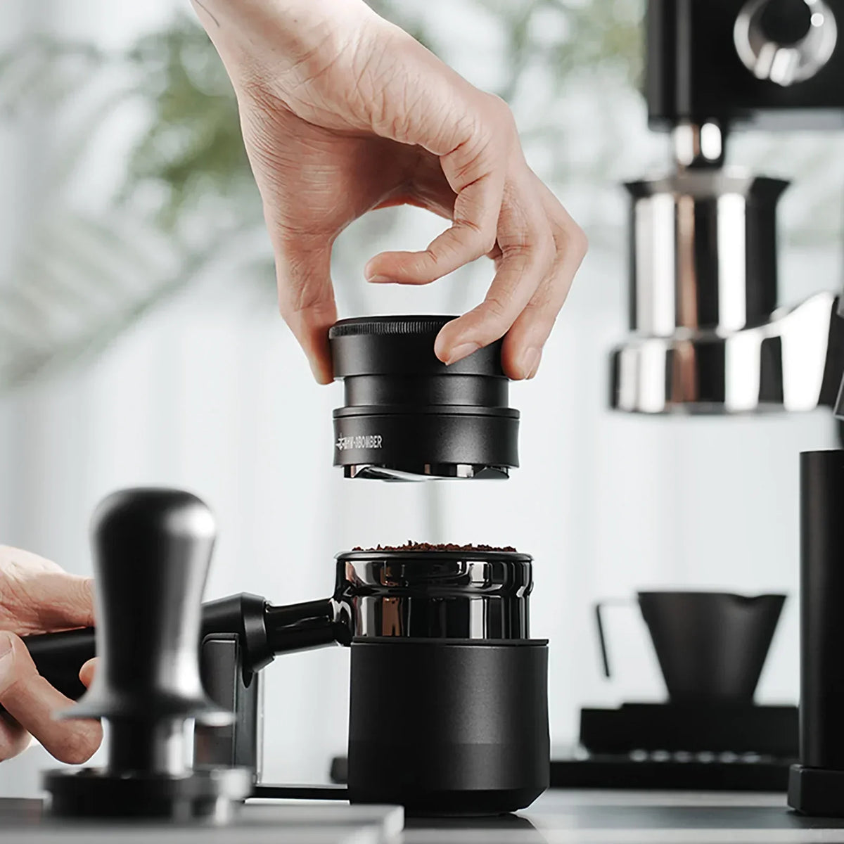 MHW-3BOMBER Astra Collection Gravity Distributor-Black-58.5mm Main Concept Avenue