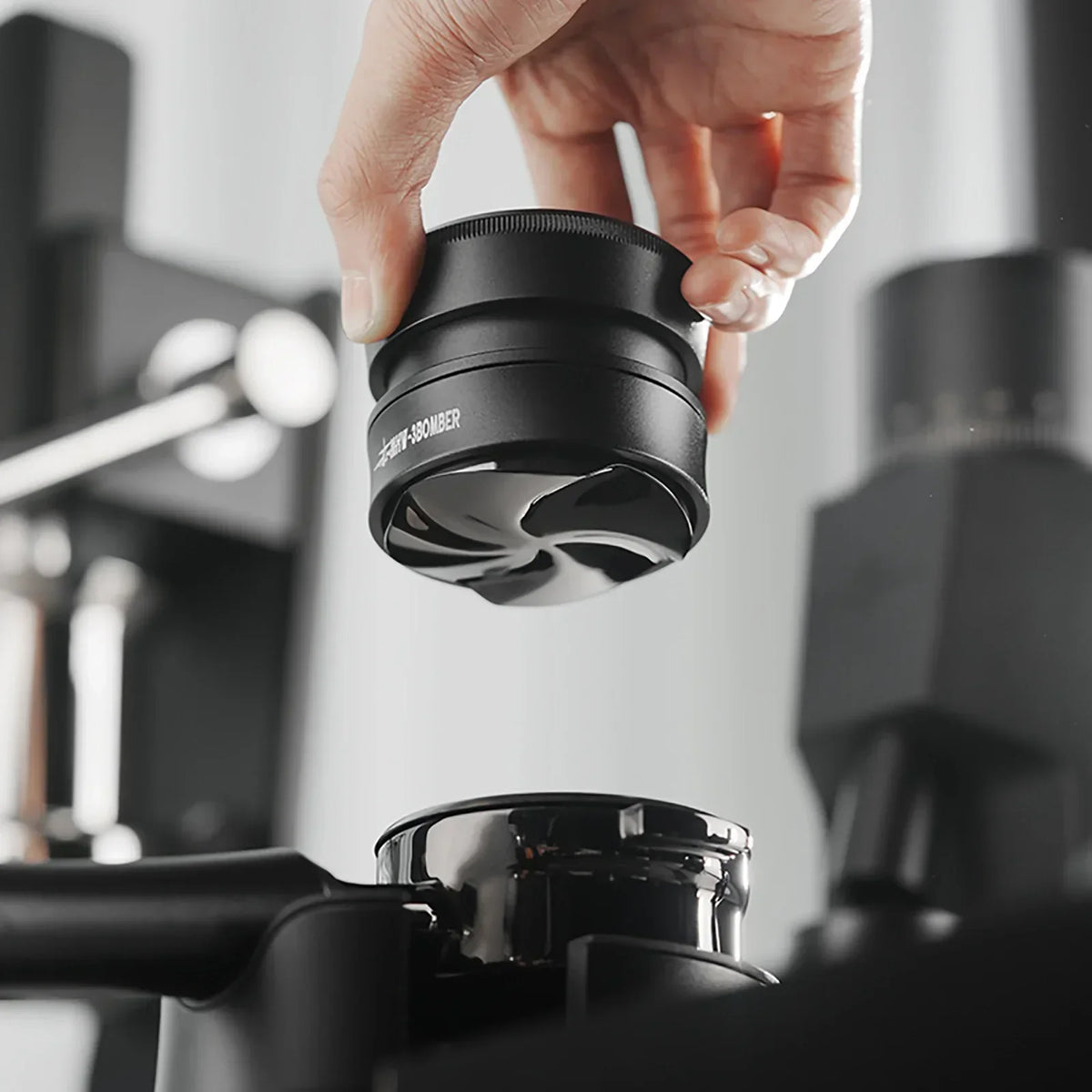 MHW-3BOMBER Astra Collection Gravity Distributor-Black-58.5mm Main Concept Avenue