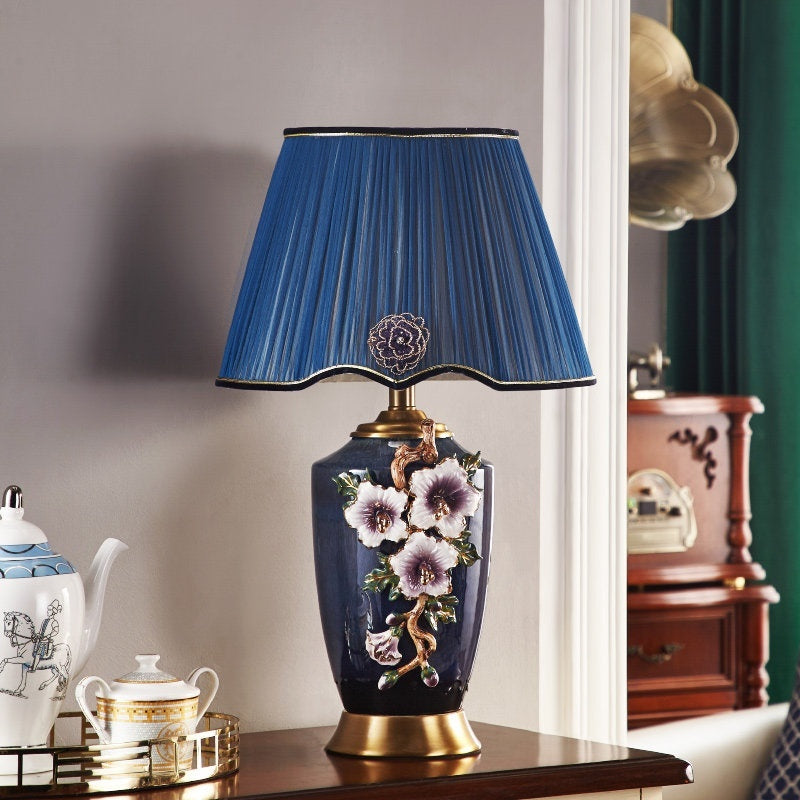 Luxury New Chinese-Style Ceramic Enamel-Glazed Brass American-Style High-End Table Lamp