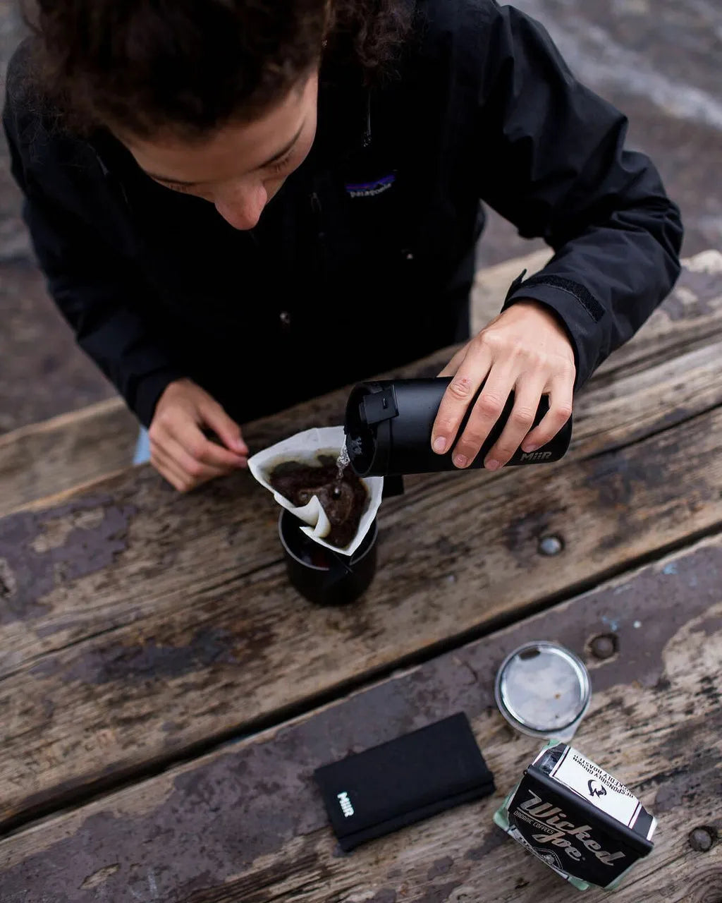 MiiR VI Flip Double-walled Vacuum Insulated Portable Bottle Main Concept Avenue
